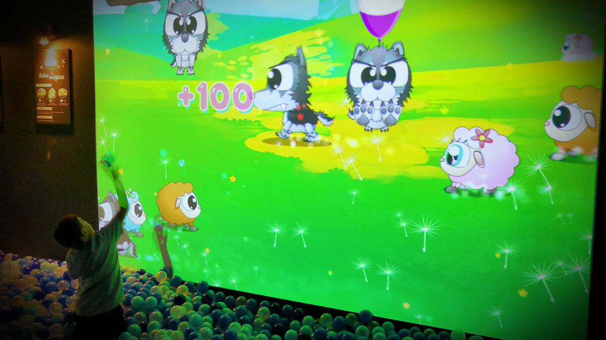 兒童游樂設(shè)施