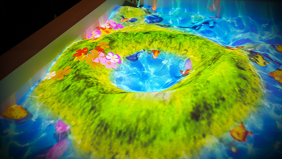 兒童游樂(lè)設(shè)施